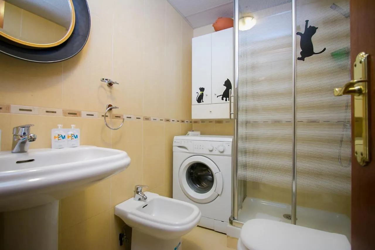 Holidays2Malaga Pena Parking & French Balcony & Smart Tv Apartment Malaga