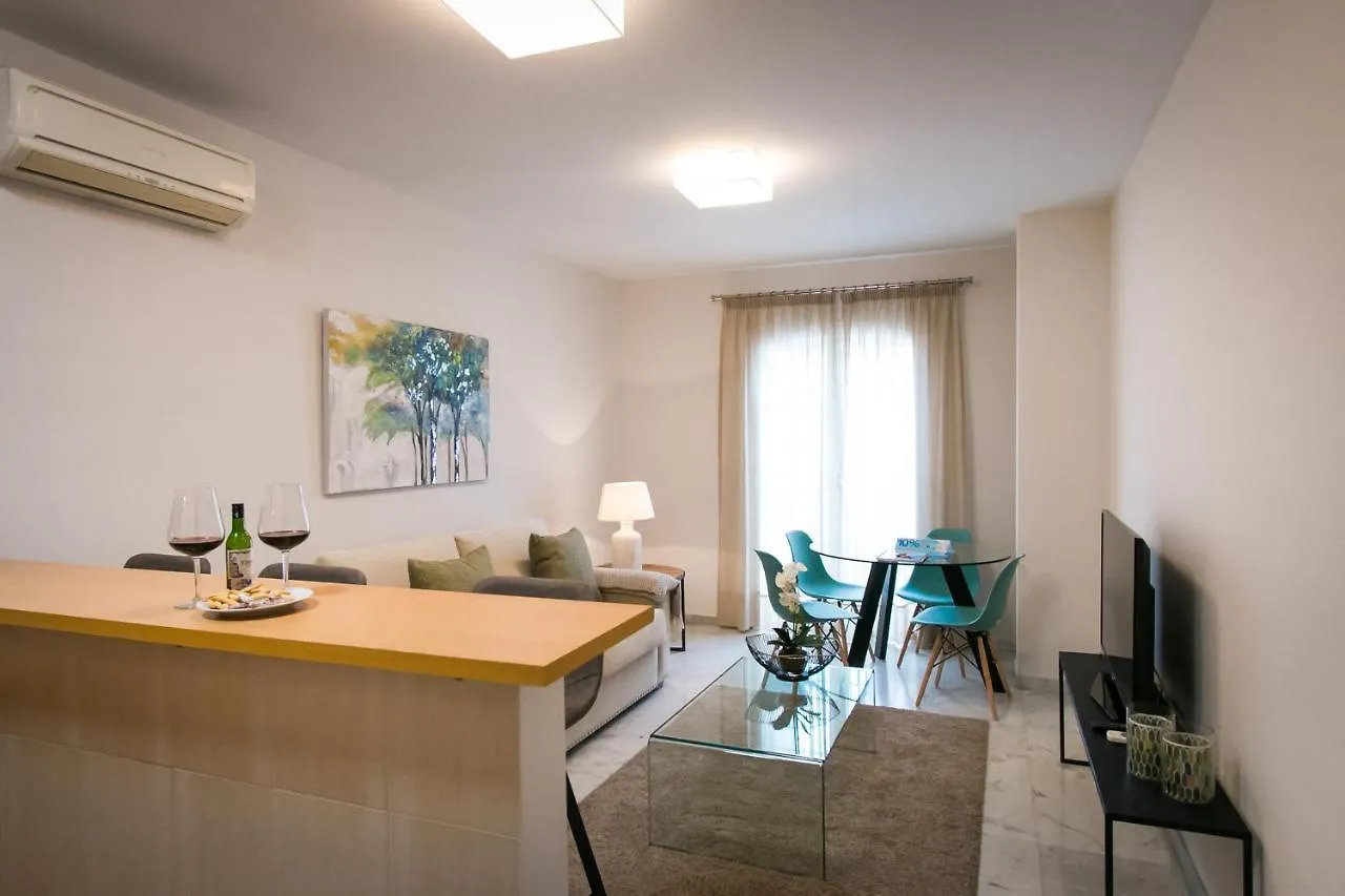 Apartment Holidays2Malaga Pena Parking & French Balcony & Smart Tv