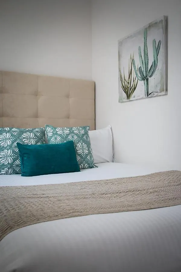 Holidays2Malaga Pena Parking & French Balcony & Smart Tv 0*, Malaga