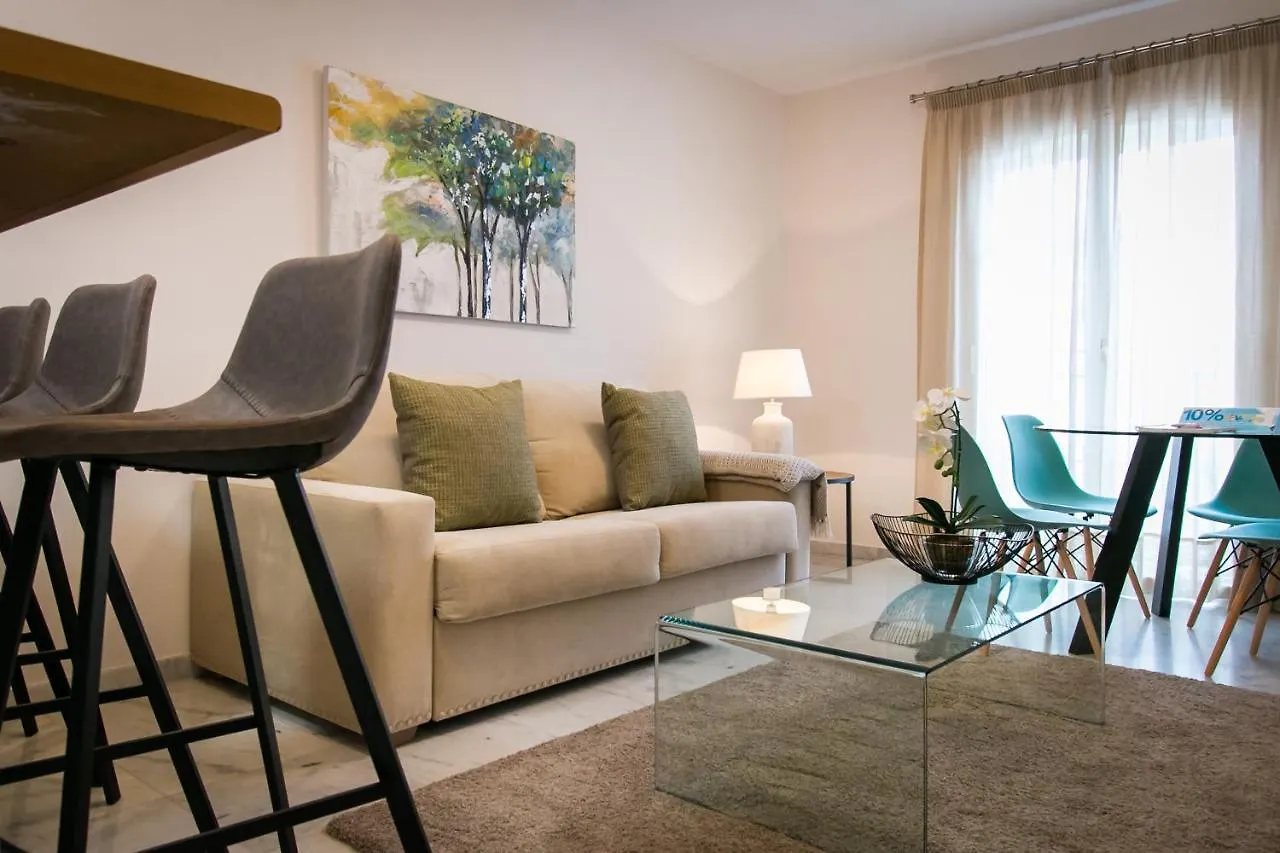 Holidays2Malaga Pena Parking & French Balcony & Smart Tv 0*, Malaga